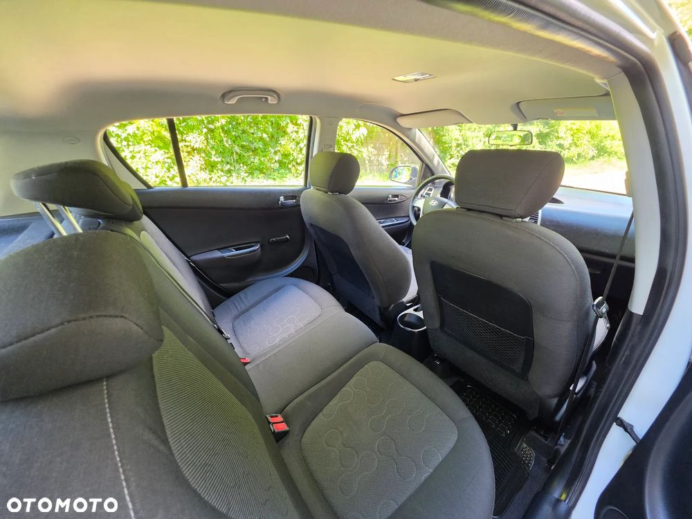 Hyundai i20 1.2 Classic - 10