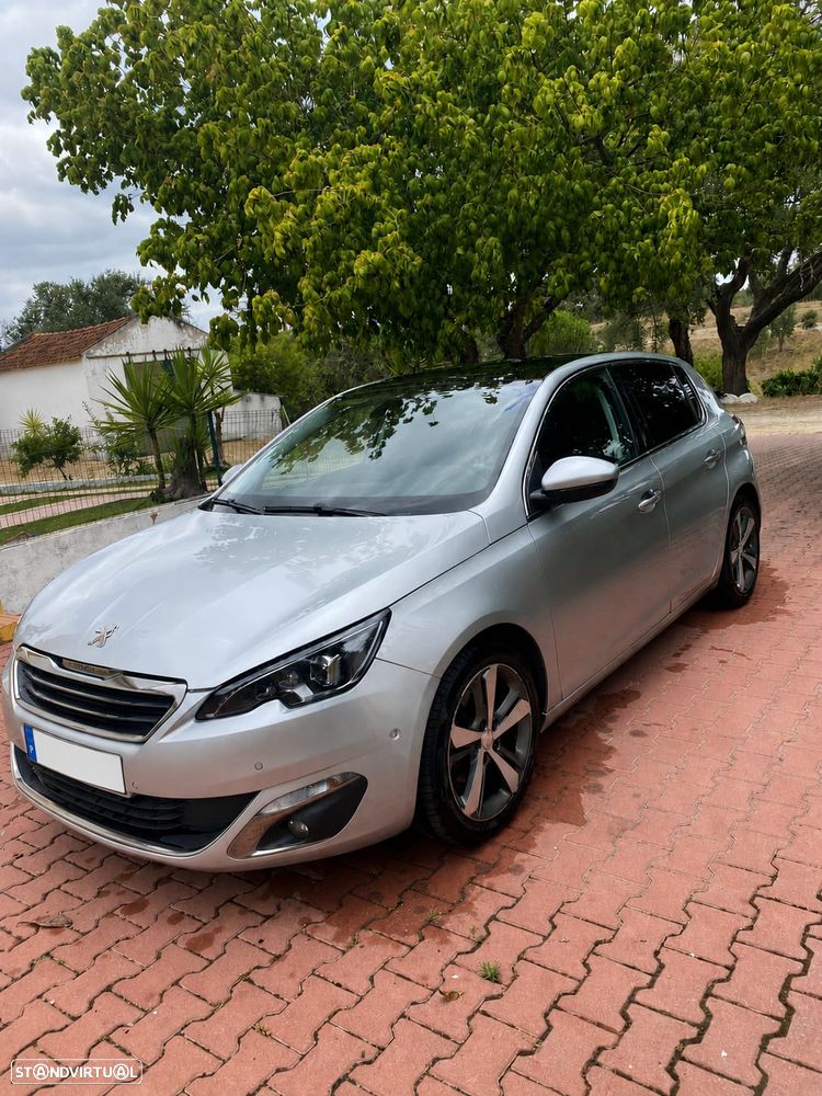 Peugeot 308 - 1