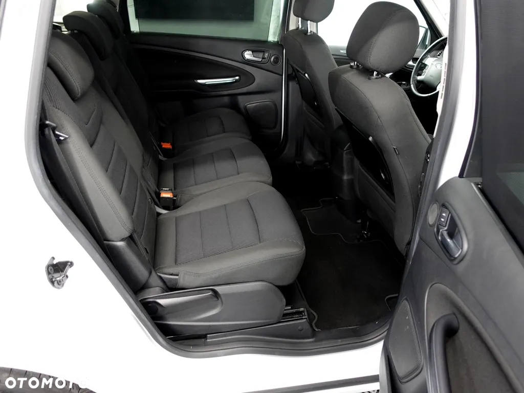 Ford S-Max 2.0 TDCi Titanium - 9