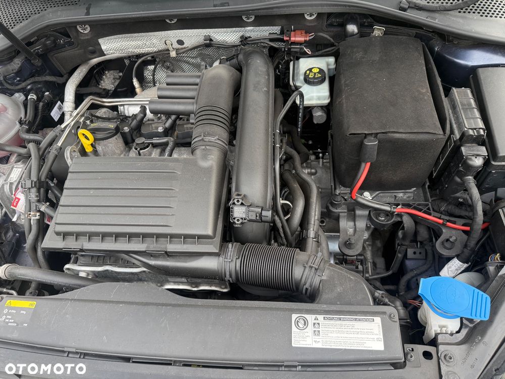 Volkswagen Golf 1.4 TSI BlueMotion Technology DSG Cup - 6