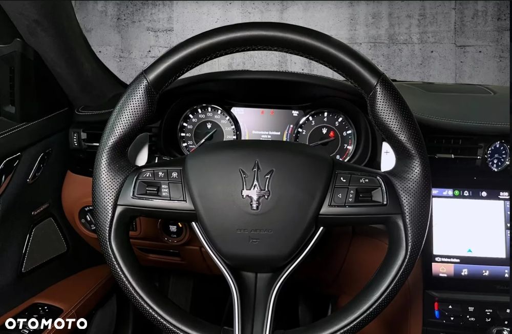 Maserati Quattroporte GranLusso S - 7