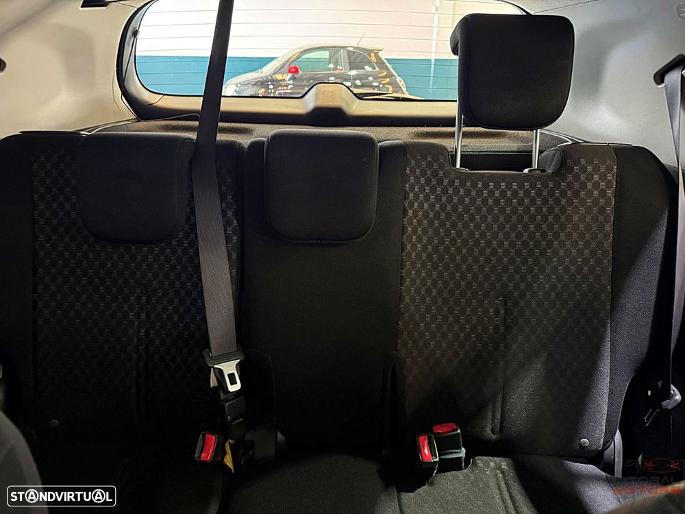 Toyota Urban Cruiser 1.33 VVT-i - 30