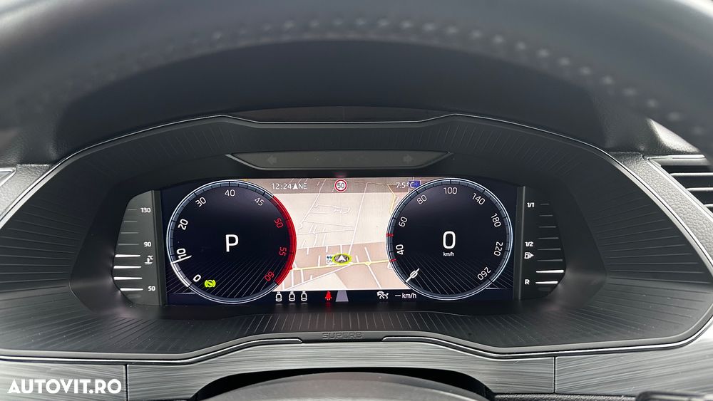 Skoda Superb Combi 2.0 TDI DSG Premium Edition - 24