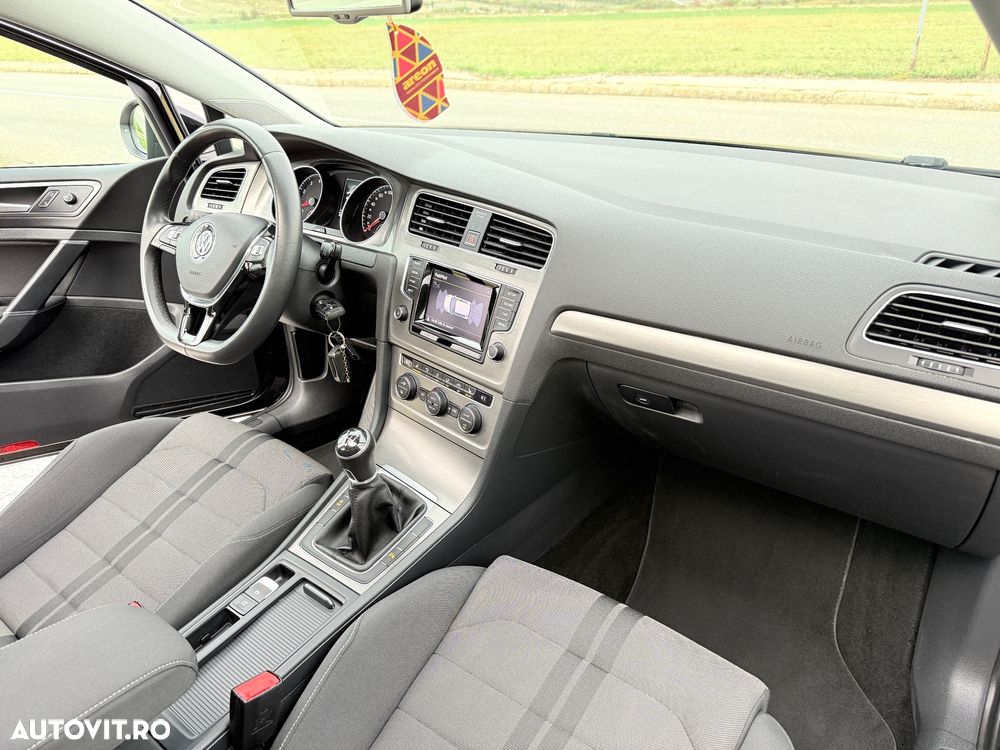VOLKSWAGEN Golf 2013 — imagine 7