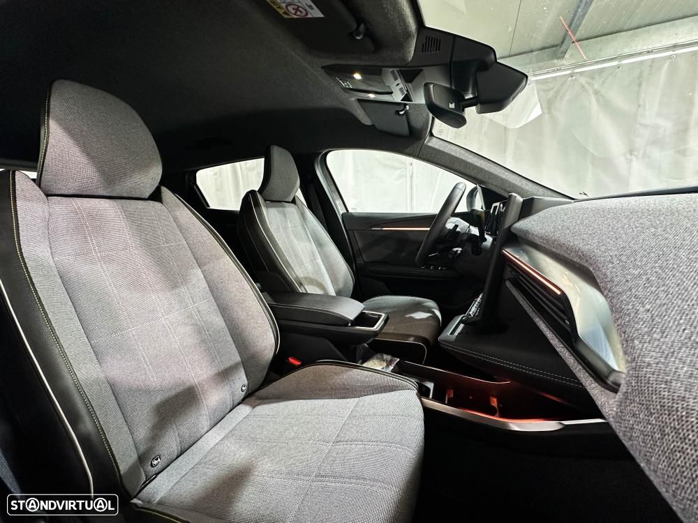 Renault Scénic E-Tech 220 Long Range Techno - 10