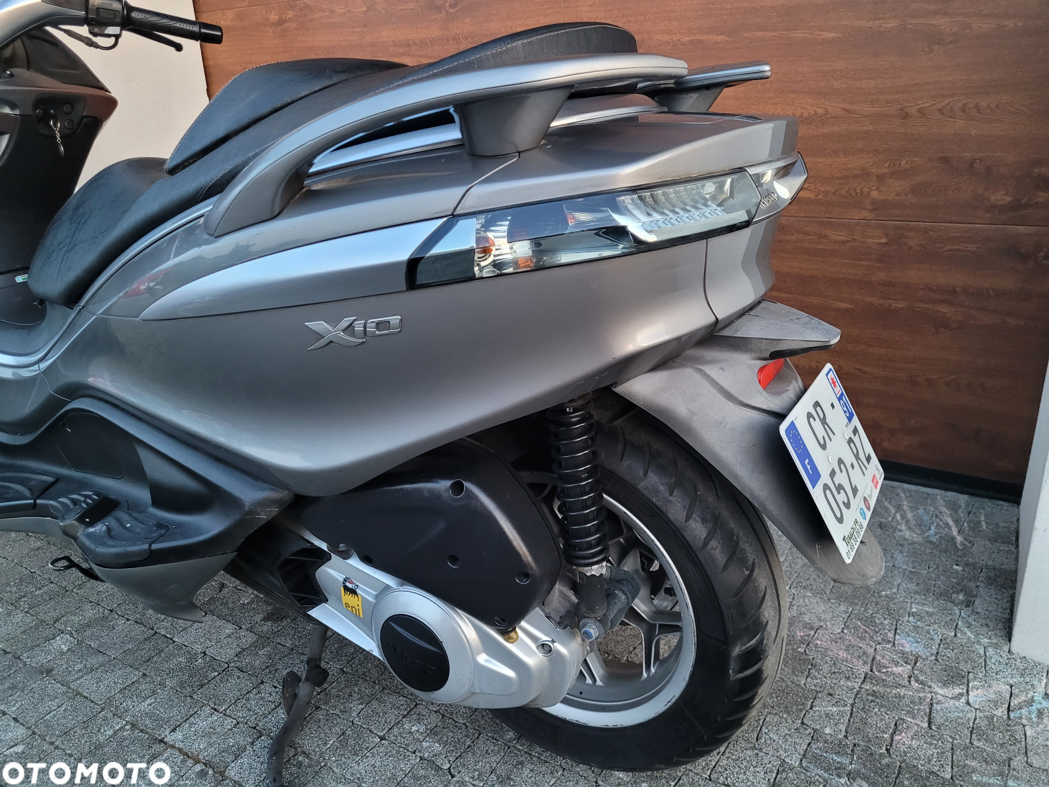 Piaggio X10 - 28