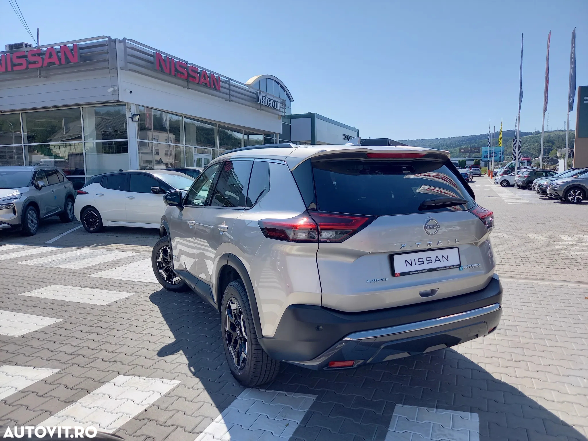 Nissan X-Trail - 2