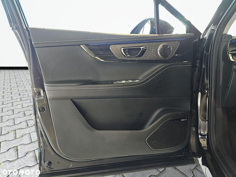 Omoda E5 - 20