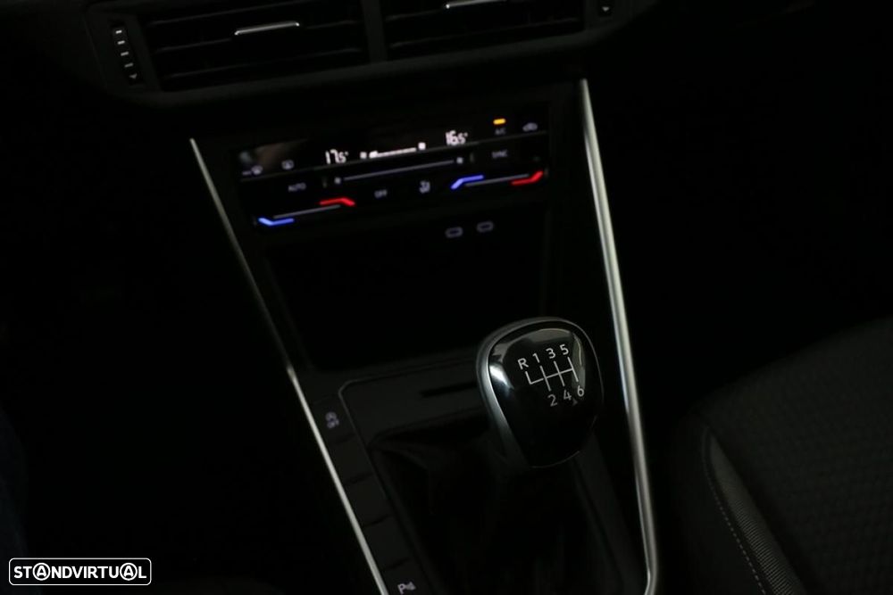 VW Taigo 1.0 TSI Urban - 25