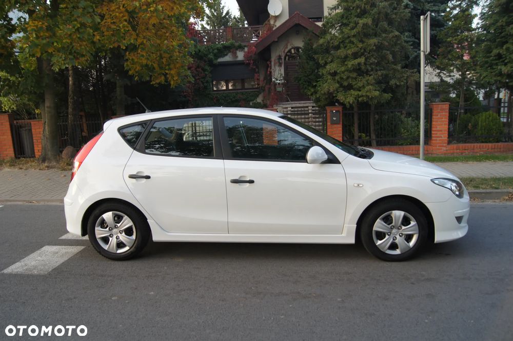 Hyundai i30 1.4 Blue Comfort - 8