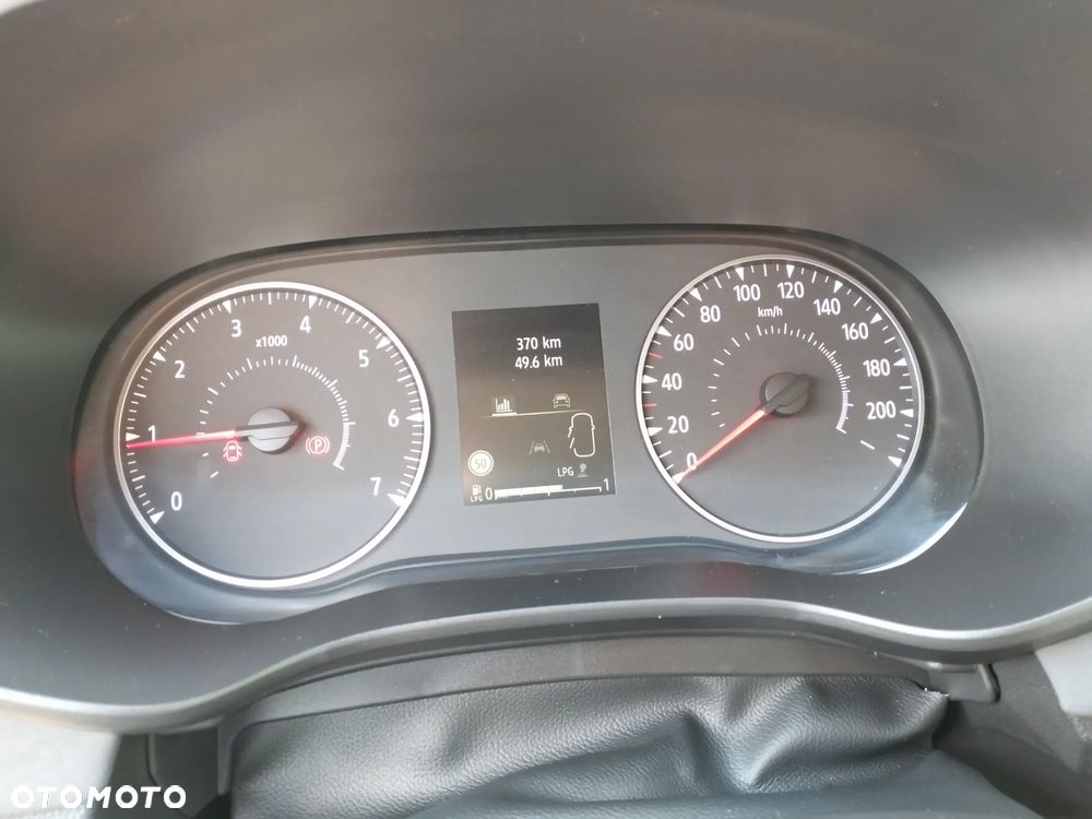 Dacia Sandero - 12