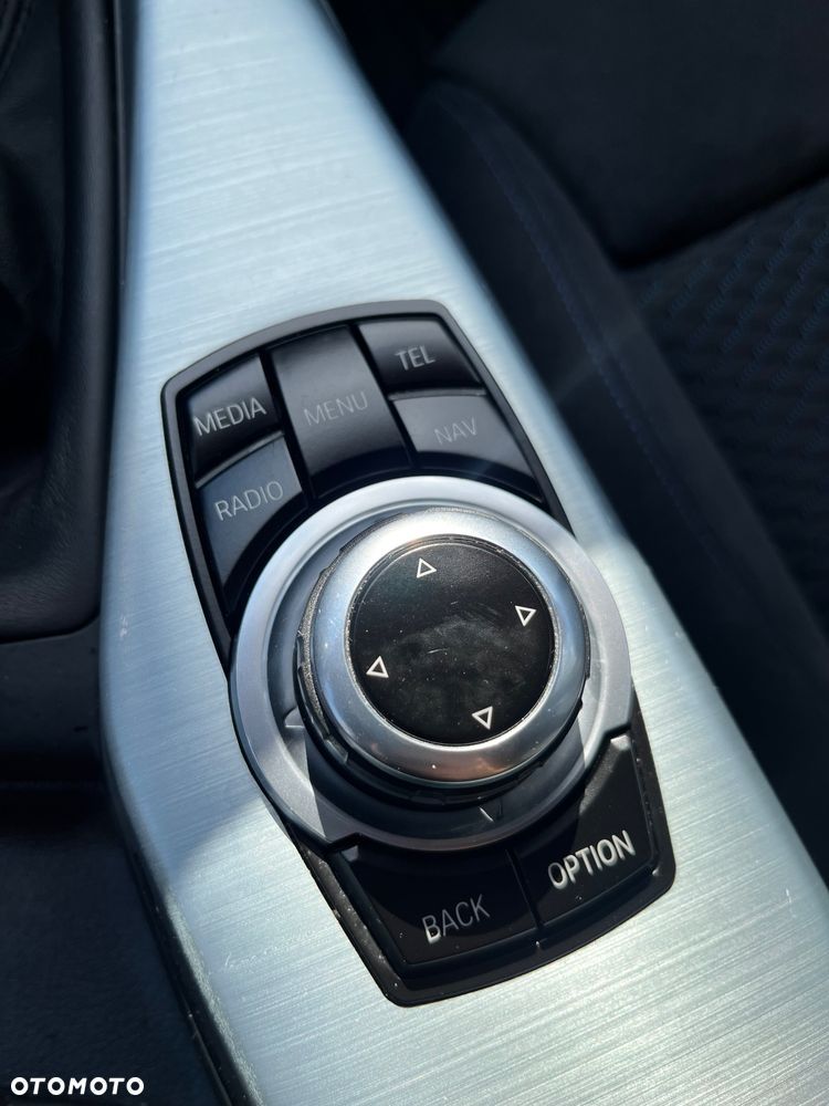 BMW Seria 1 120i M Sport - 29