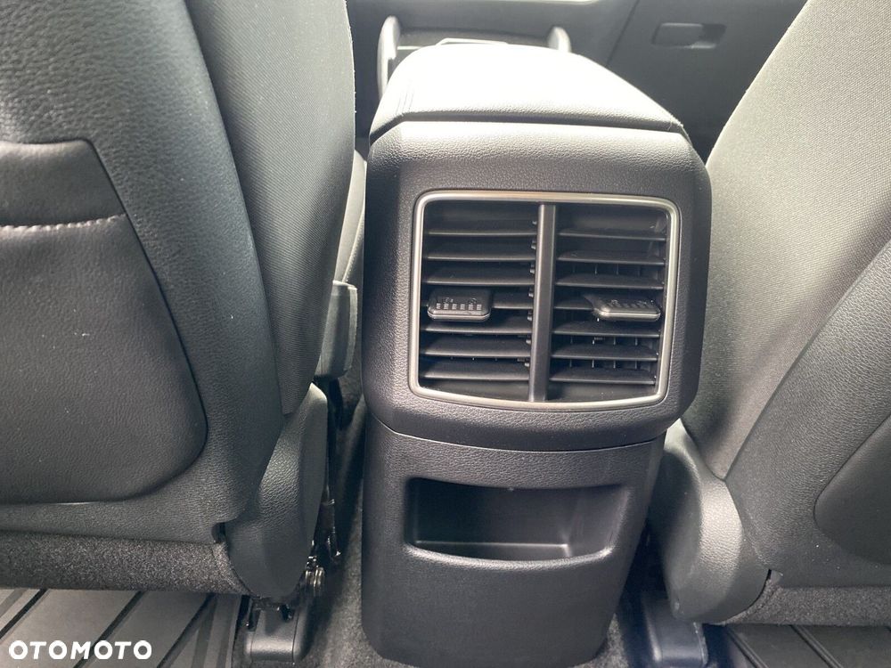 Kia Sportage - 15