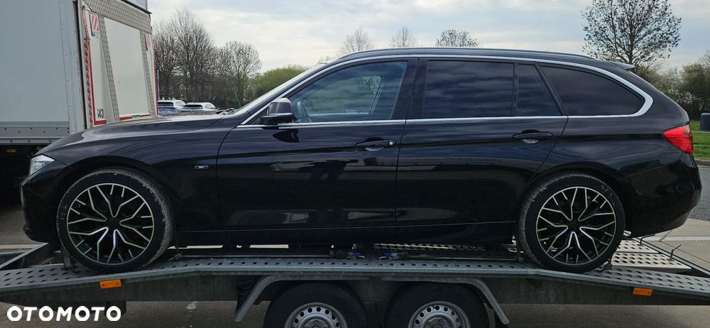 BMW Seria 3 320d Sport Line - 5