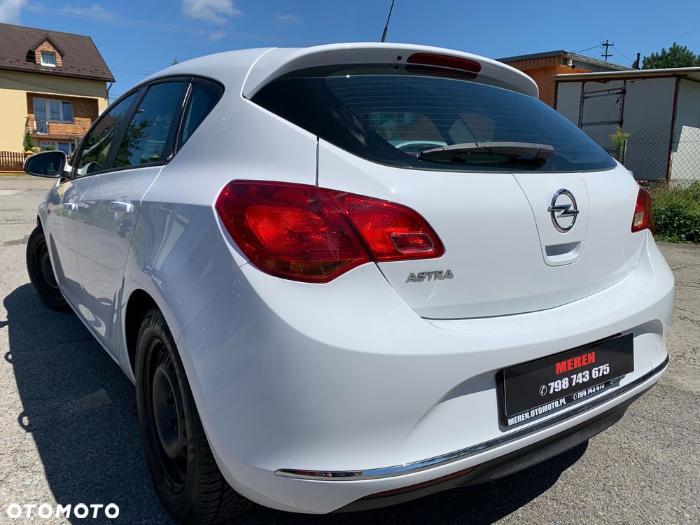 Opel Astra 1.6 Cosmo - 12