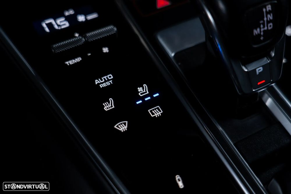 Porsche Panamera Sport Turismo - 24