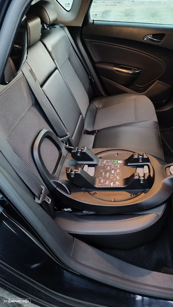 Opel Astra 1.7 CDTi Cosmo - 12