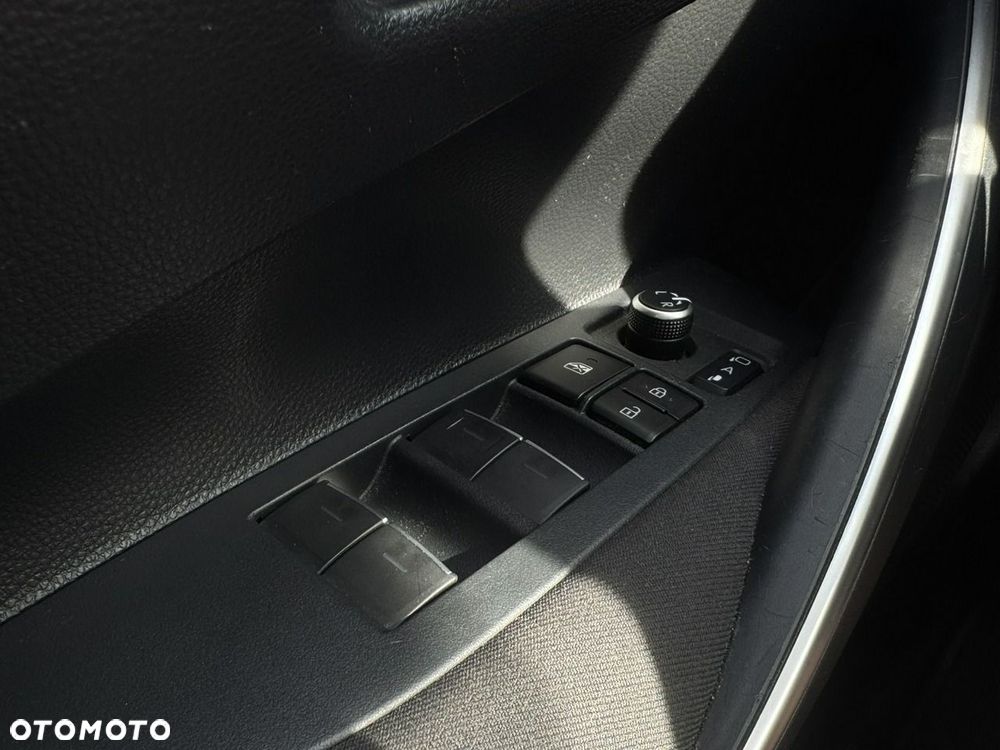 Toyota Corolla 1.5 Comfort - 21