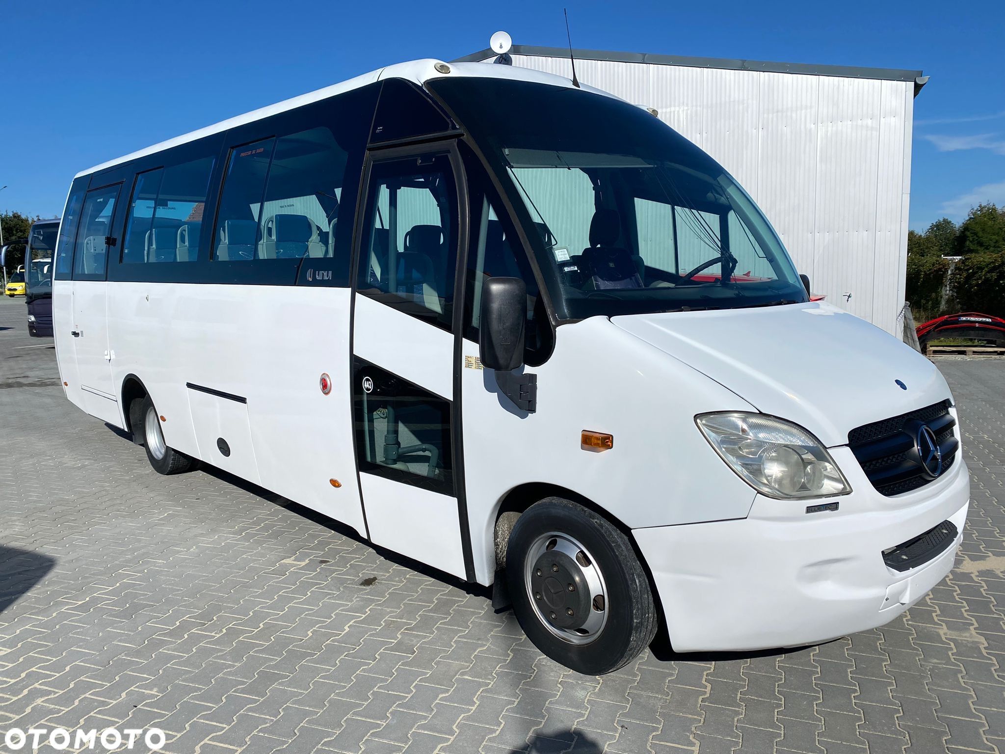 Mercedes-Benz Vario - 1