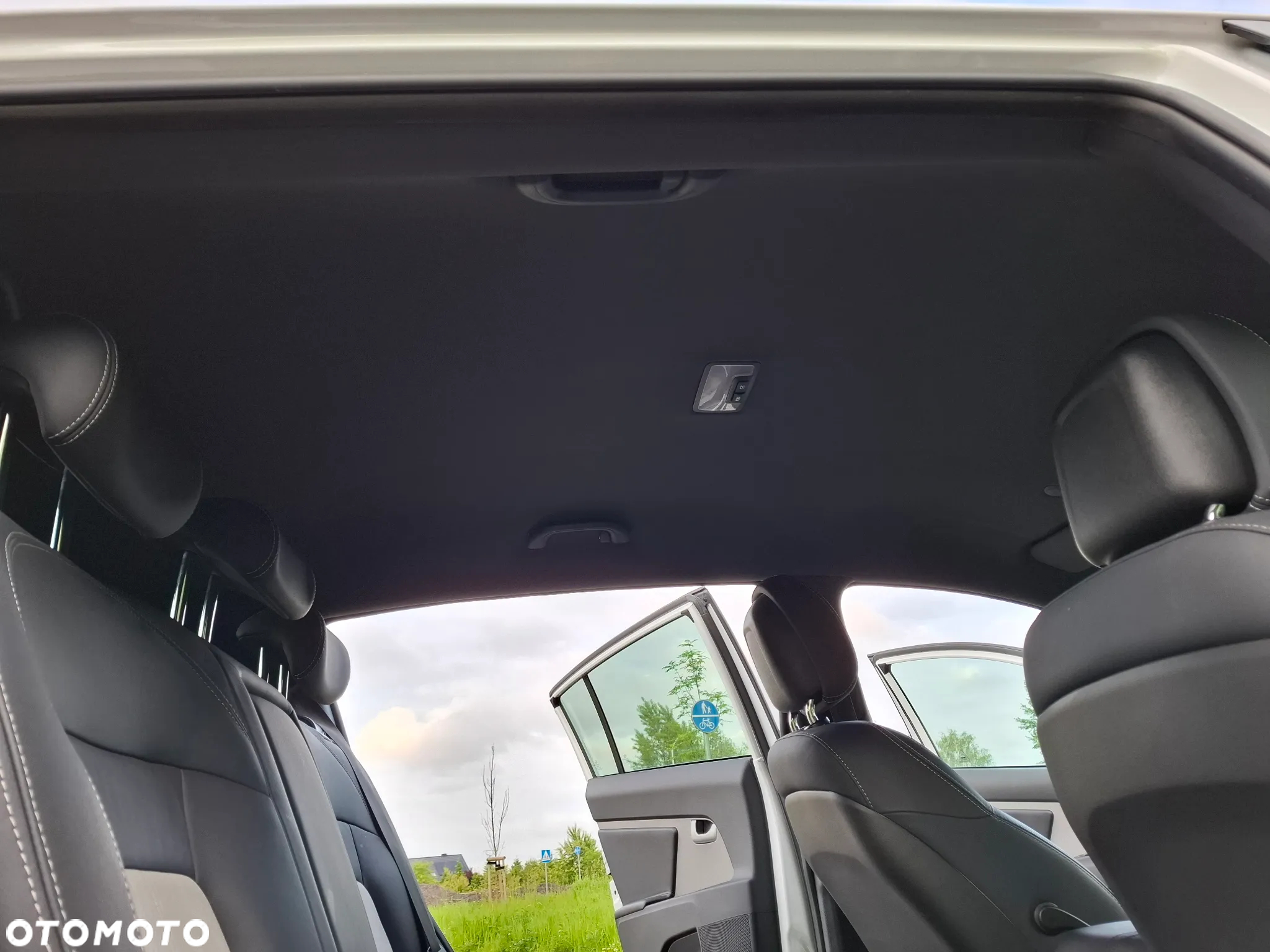 Kia Sportage 1.7 CRDI 2WD Dream-Team Edition - 11
