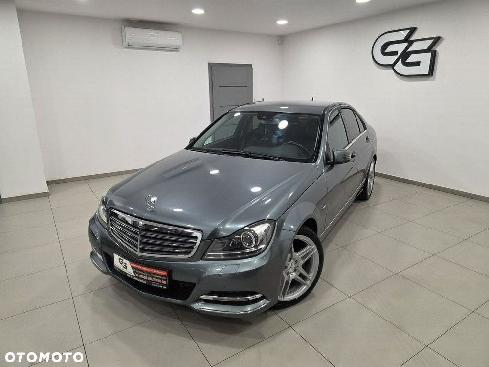 Mercedes-Benz Klasa C 180 BlueEFFICIENCY 7G-TRONIC Elegance - 2