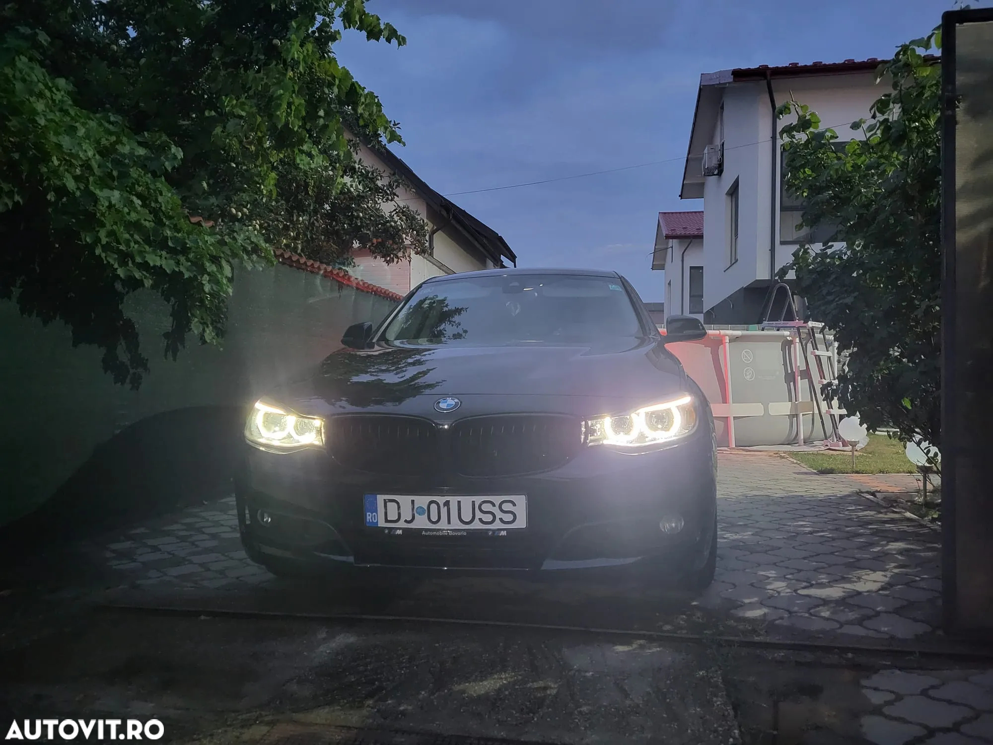 BMW Seria 3 320d Sport-Aut. Luxury Line - 11