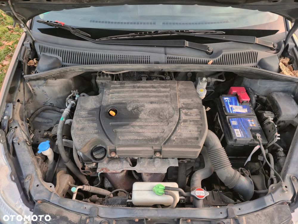 Suzuki SX4 1.6 Premium - 23