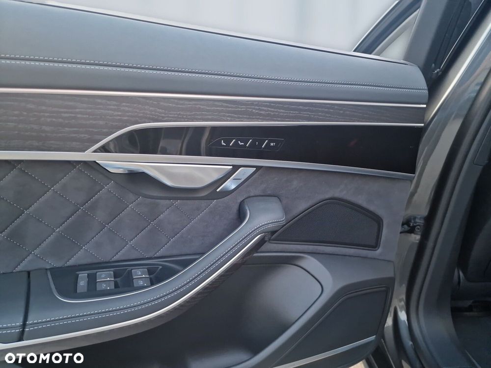 Audi A8 - 21