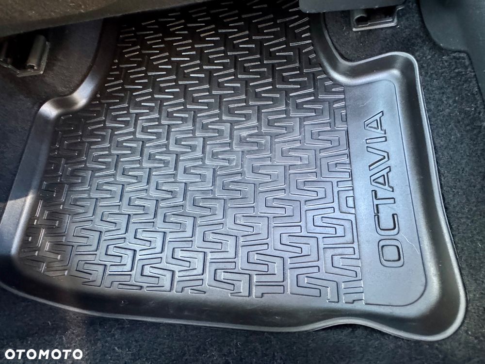 Skoda Octavia 1.6 TDI Active - 14