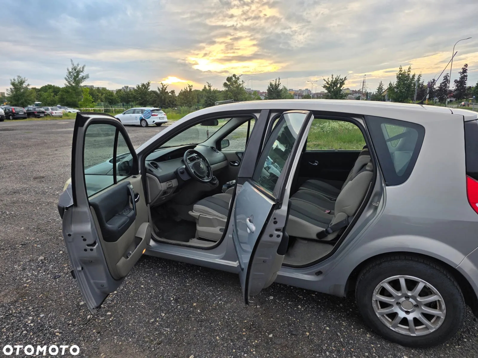 Renault Scenic - 2