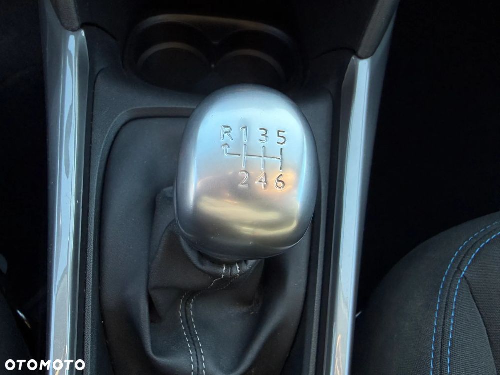 Peugeot 2008 PureTech 130 Stop&Start Allure - 25