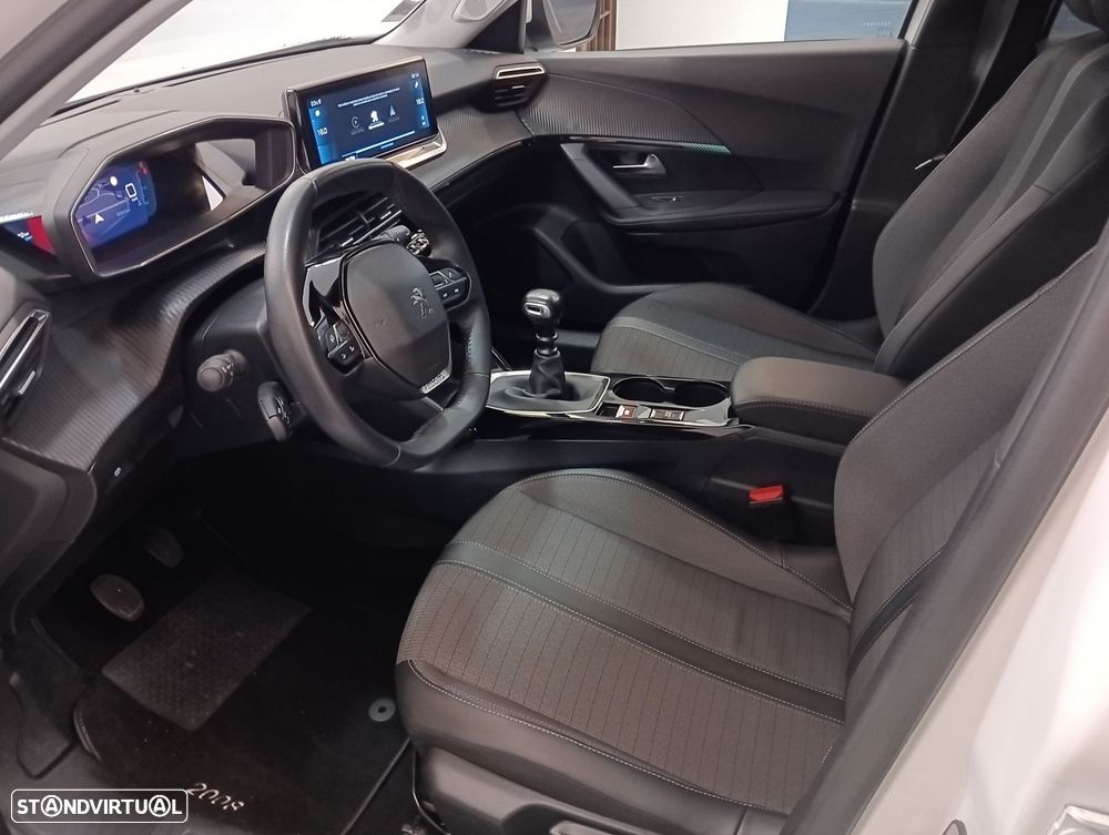 Peugeot 2008 1.5 BlueHDi Allure Pack - 25