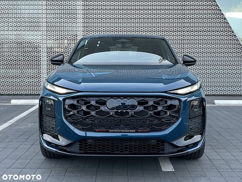 Audi Q3 Sportback - 12