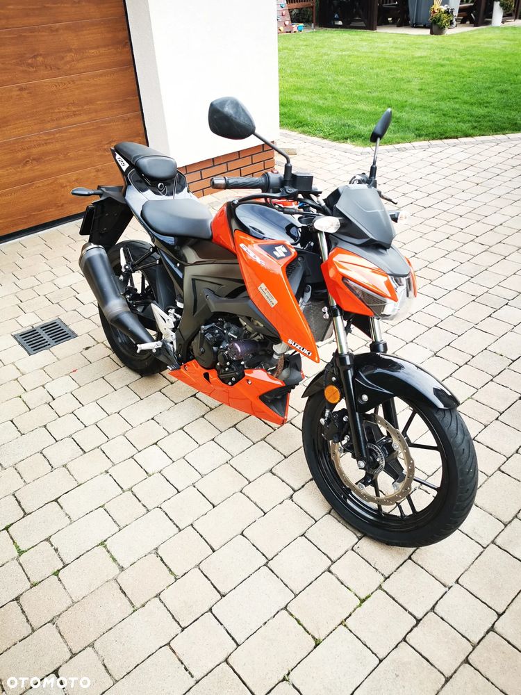 Suzuki GSX