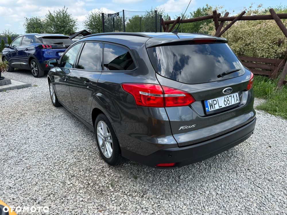 Ford Focus 1.6 TDCi DPF Trend - 10