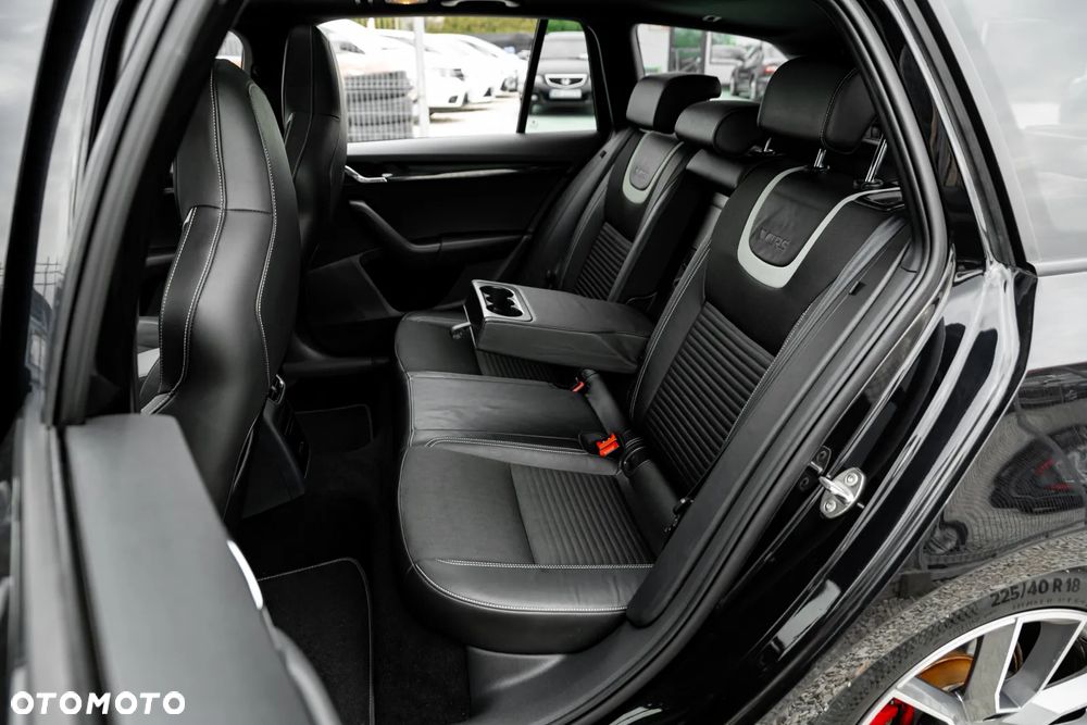 Skoda Octavia 2.0 TSI (Green tec) DSG RS - 20