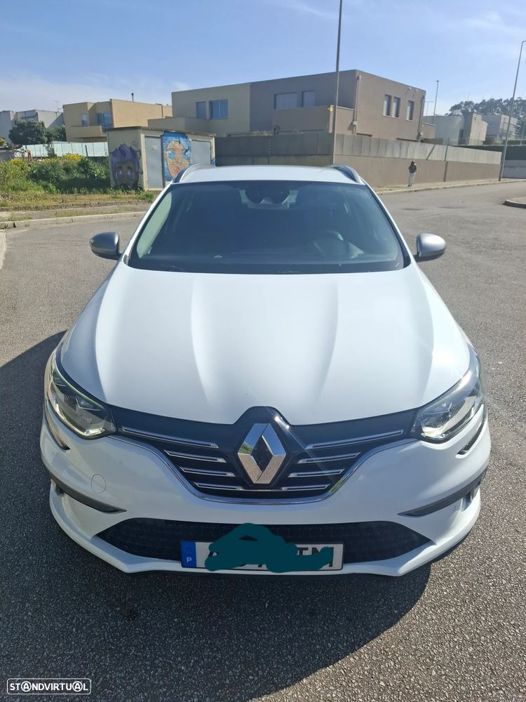 Renault Mégane Sport Tourer ENERGY dCi 130 GT LINE - 4