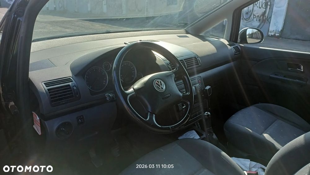 Volkswagen Sharan 2.0 - 11