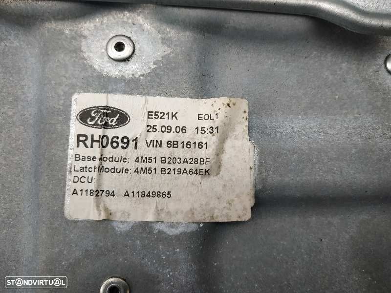 ELEVADOR DE VIDRO FRONTAL DIREITO FORD FOCUS II SEDAN 2006 - 1
