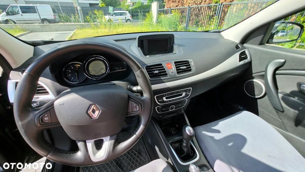 Renault Megane 1.5 dCi Dynamique - 6