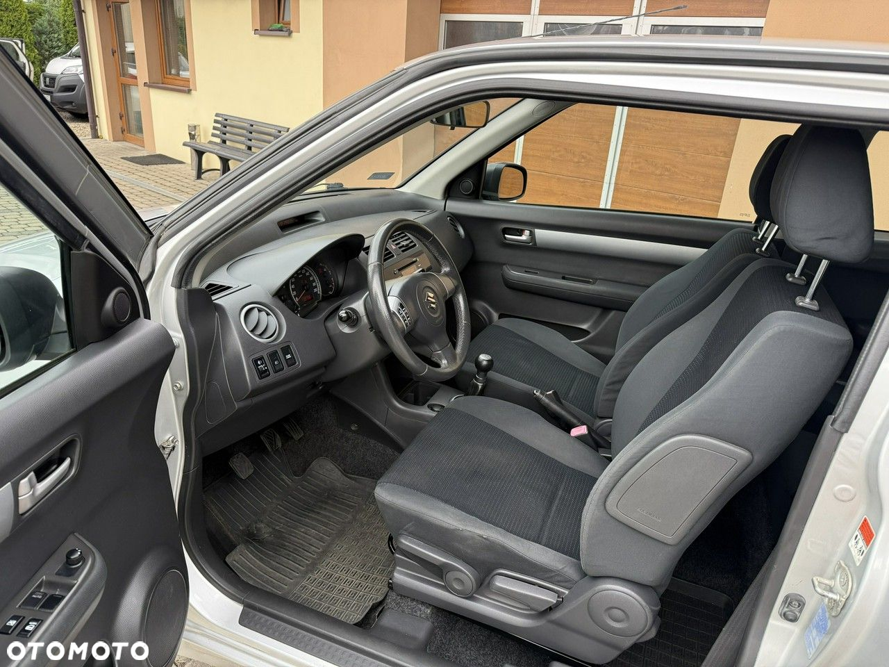 Suzuki Swift 1.3 Comfort - 17