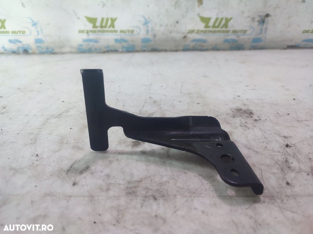 Suport pompa inalta presiune 8201013381 Dacia Duster 1 [2010 - 2013] - 2