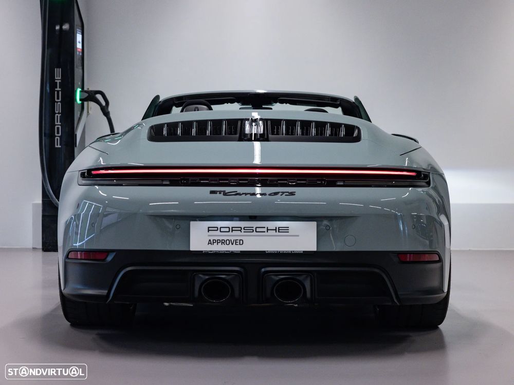 Porsche 911 (992) Carrera GTS - 12