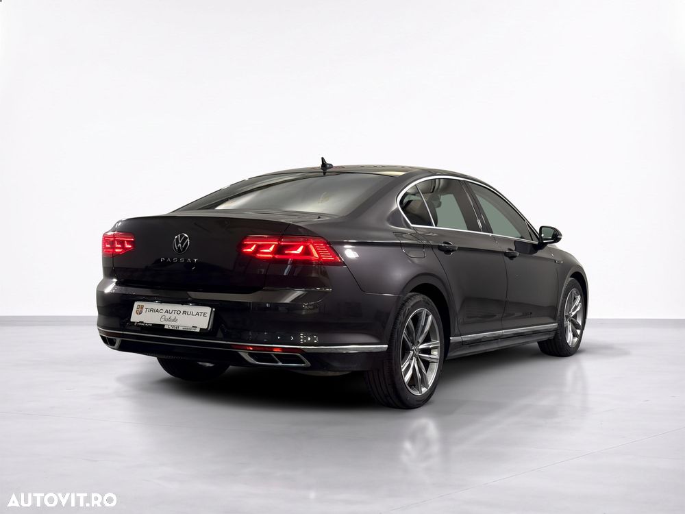 Volkswagen Passat - 6