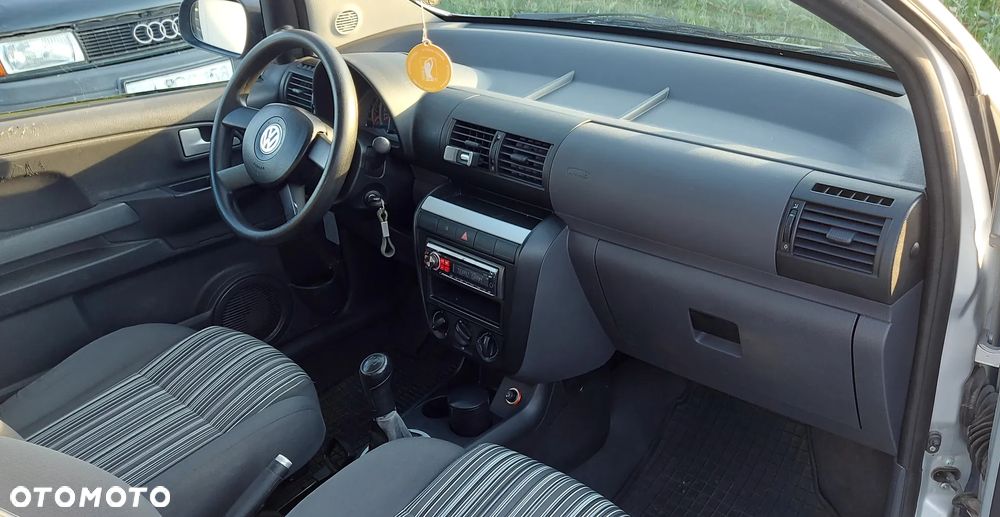 Volkswagen Fox - 16