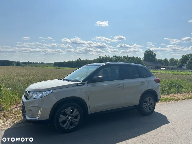 Suzuki Vitara 1.4 Boosterjet Premium 4WD - 2