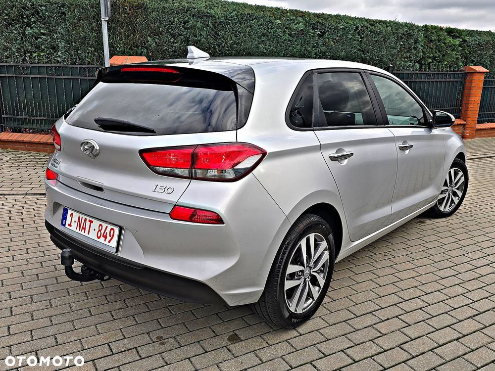 Hyundai i30 1.6 CRDI Fifa World Cup Edition - 3
