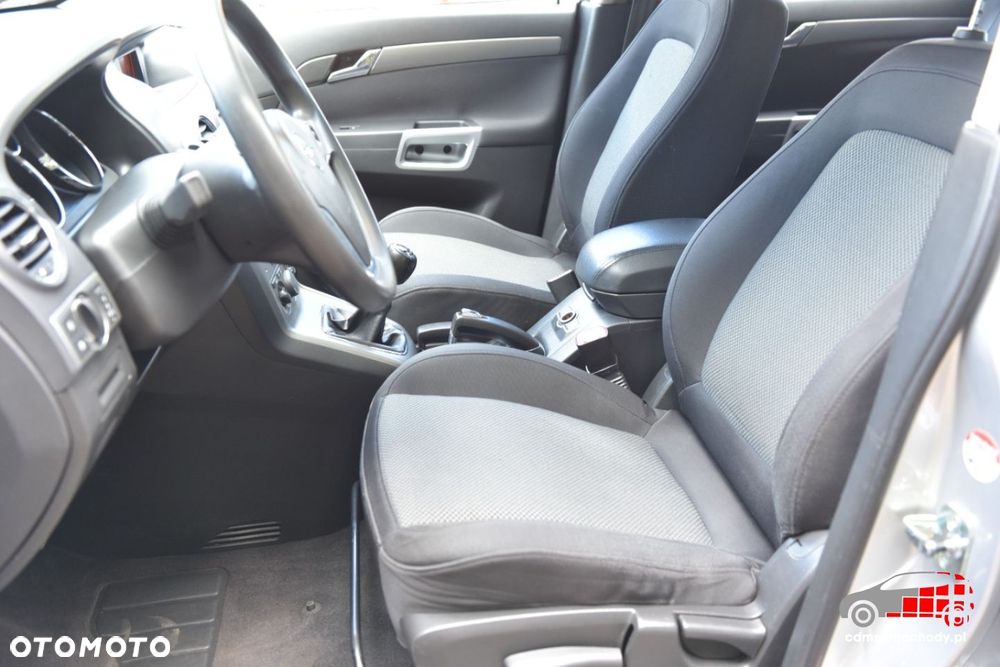 Opel Antara - 17