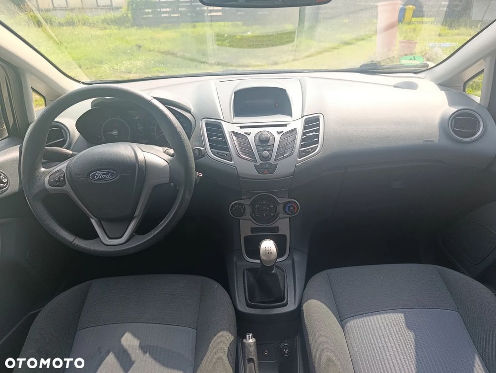 Ford Fiesta 1.25 Champions Edition - 8