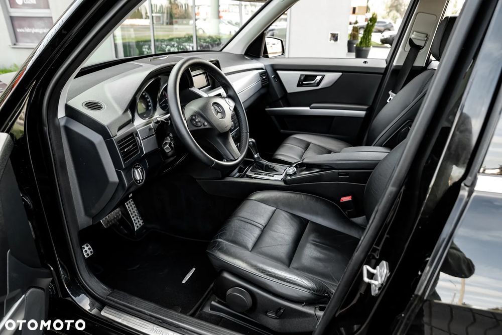 Mercedes-Benz GLK 320 CDI DPF 4Matic 7G-TRONIC Edition 1 - 17